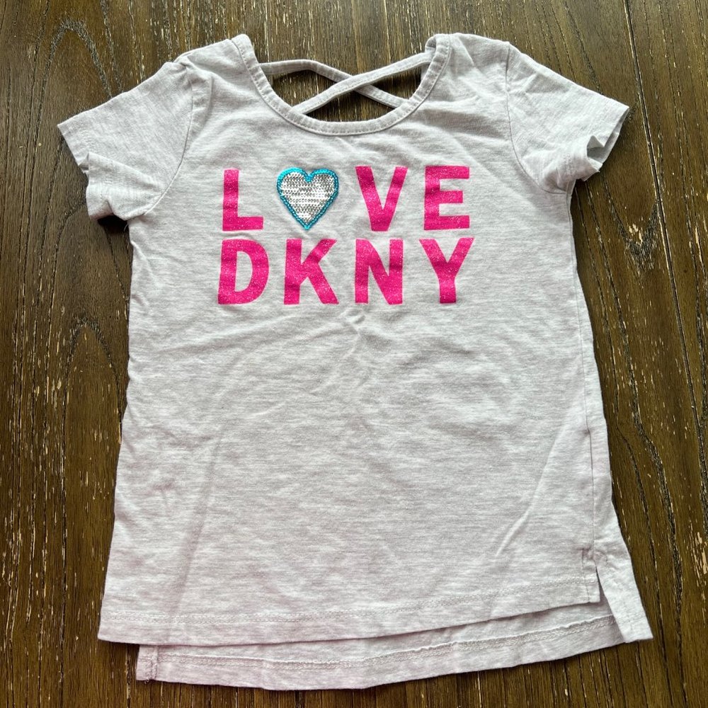 Little Girls Light Gray sequin DKNY t-shirt tee top size 5